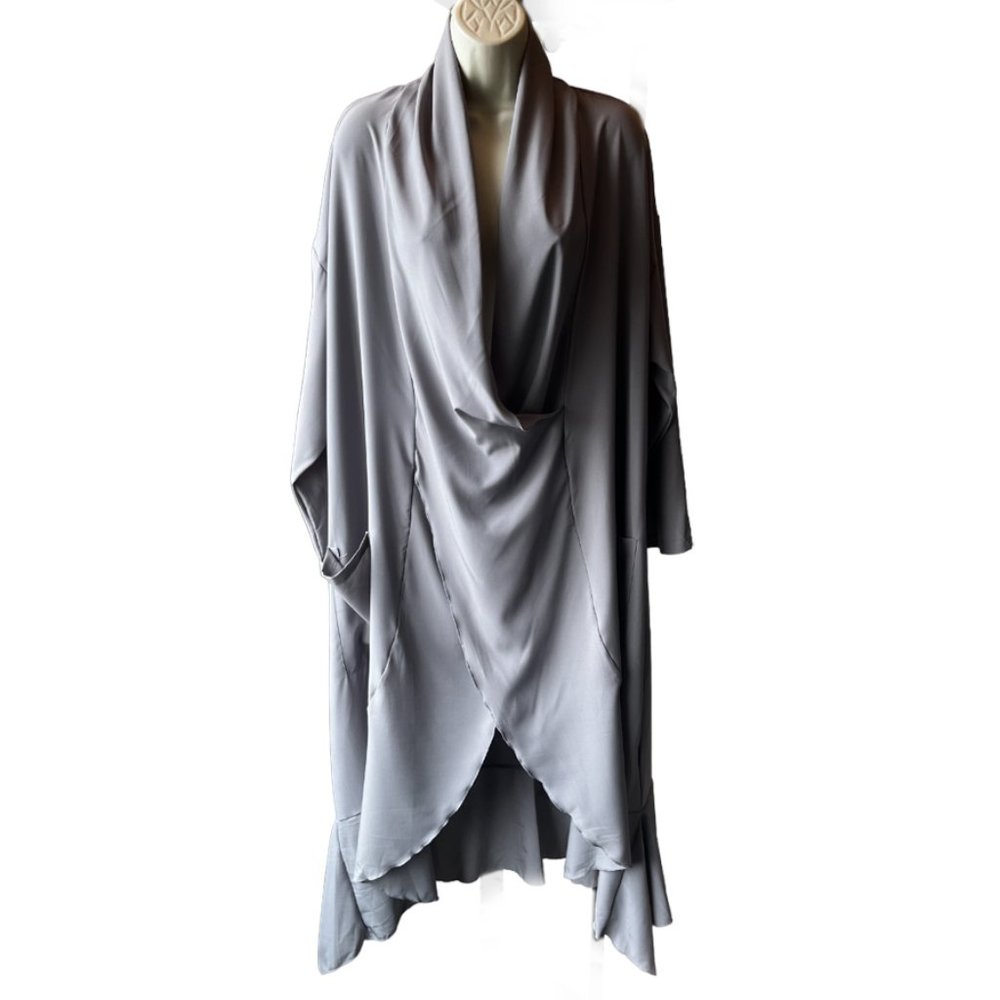 NWT Grey Ruffled Duster Kimono Tunic, Size XL, Sexy neckline